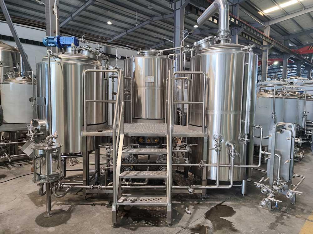 <b>8 HL Two Vessel Brewhouse Equ</b>